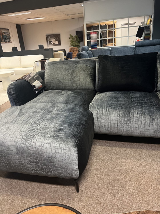 Image 1 of Stylish Corner Sofa Croco For €1595.