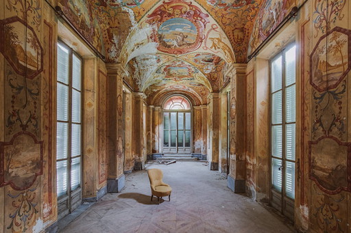 Jef Peeters (Artndecay) - Abandoned Palace
