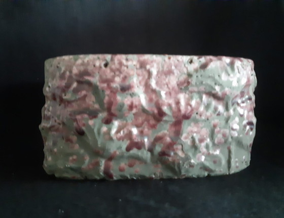 Image 1 of Maceta ovalada de cerámica Ptmd, color verde y berenjena