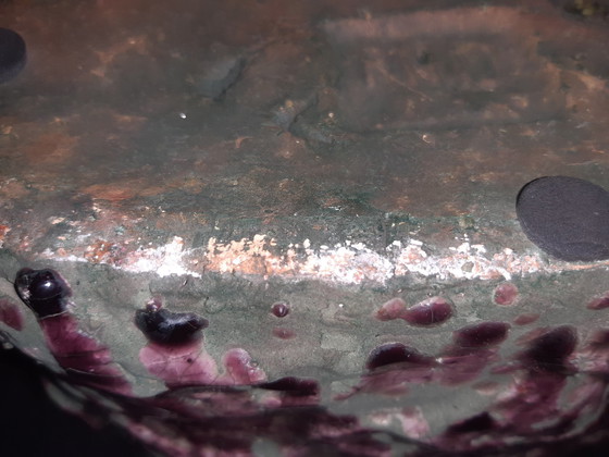 Image 1 of Maceta ovalada de cerámica Ptmd, color verde y berenjena