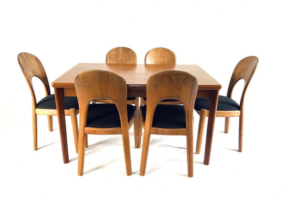 Image 1 of Extendable Dining Table, Henning Kjærnulf, Velje Møbelfabrik