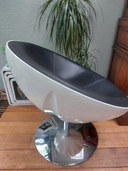 Vintage swivel tub chair