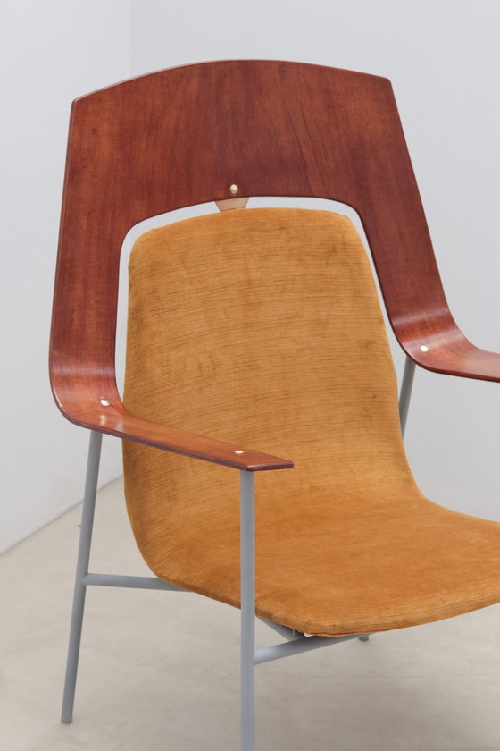 Image 1 of Plywood Armchair Awarded