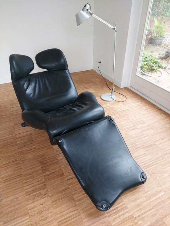 Image 1 of Wink Cassina Lounge Chair Black Leather