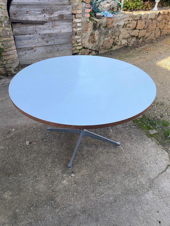 Image 1 of Charles & Ray Eames Round Alu Group Table, Herman Miller