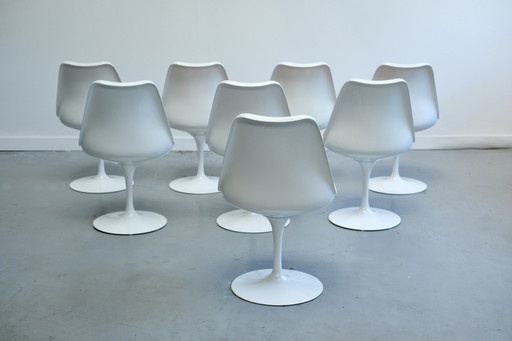 Set Of 8 Pivoting Tulip Chairs By Eero Saarinen For Knoll International - 1960S