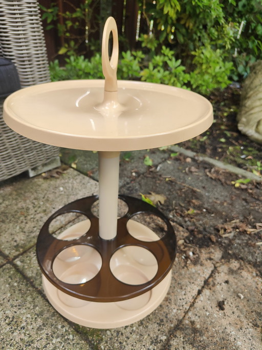 Vintage cocktail bar