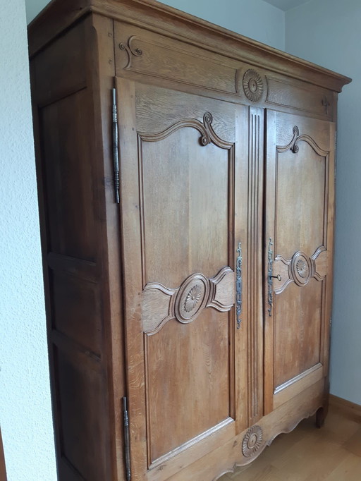 Armoire de ferme lorraine