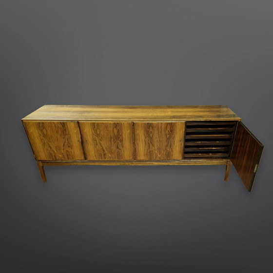 Image 1 of Buffet en bois de rose Jeppesen par Ole Wanscher