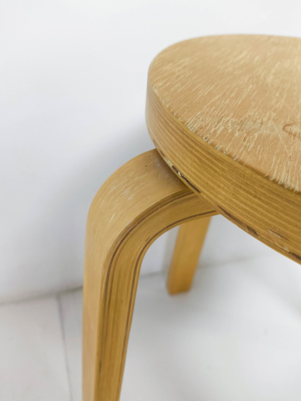 Sgabello Frosta Ikea vintage in compensato €45 Whoppah