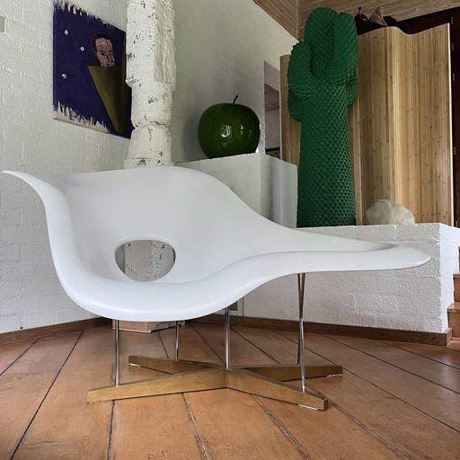 Lounge Chair by Ray & Charles Eames