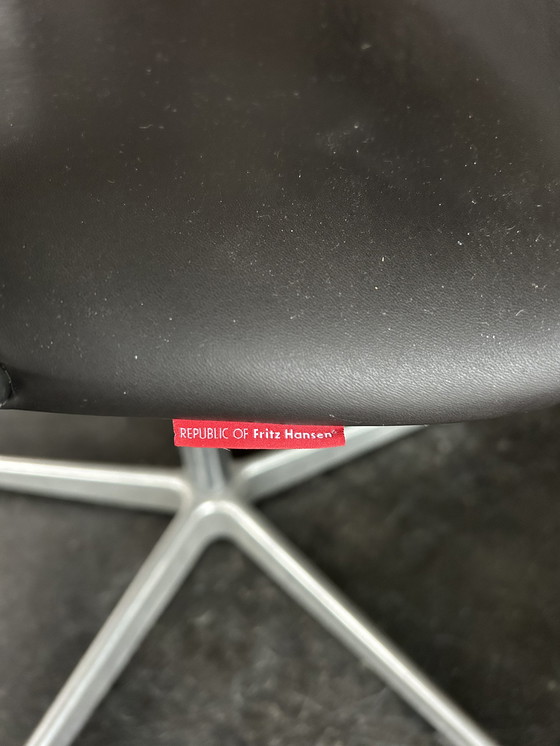 Image 1 of Fritz Hansen Oxford Medium office chair