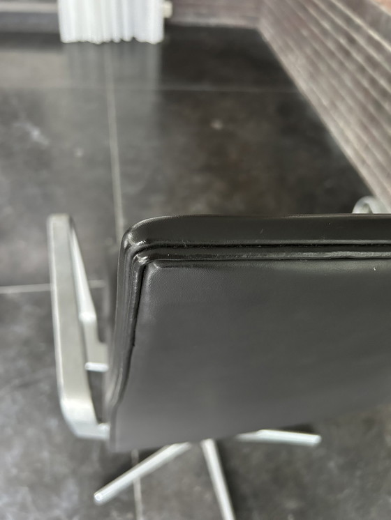 Image 1 of Fritz Hansen Oxford Medium office chair