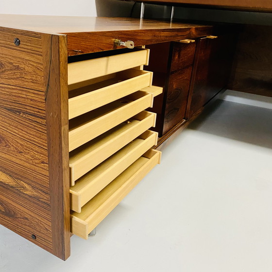 Image 1 of Mid Century Bureau de direction en bois de rose Sven Ivar Dysthe pour Dokka Mobler 1960