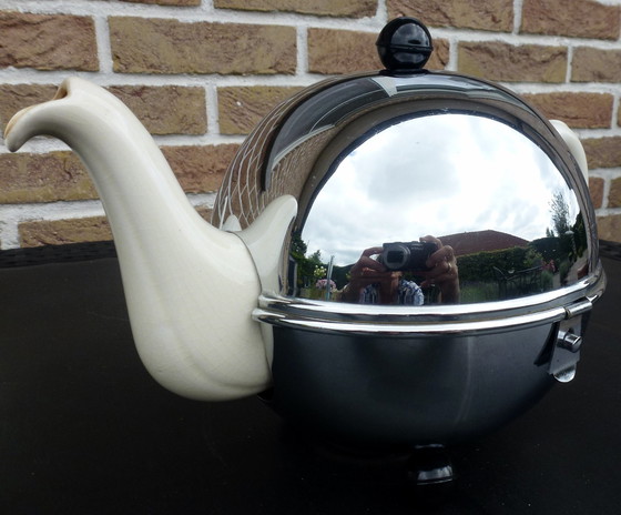 Image 1 of Benraad Made in Holland Art Deco teapot