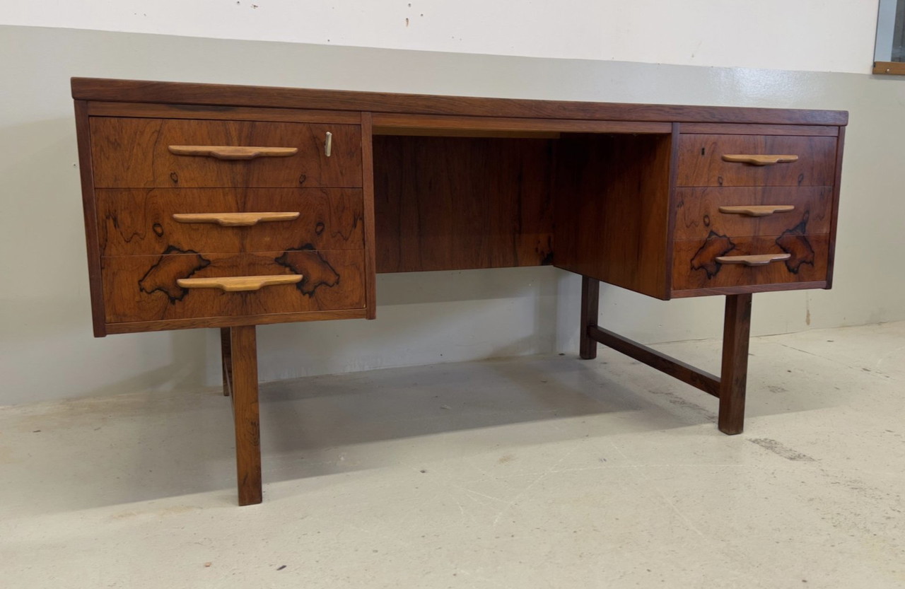 Vintage Danish Executive Desk In Rosewood, 1960S