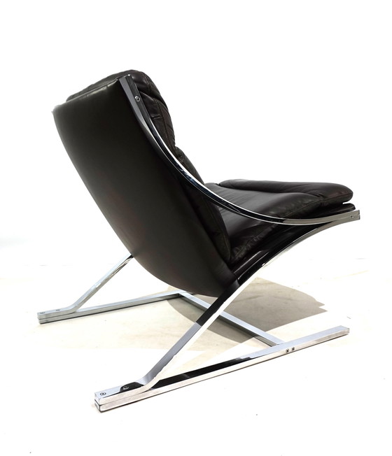 Image 1 of Paul Tuttle Zeta leather armchair for Strässle International