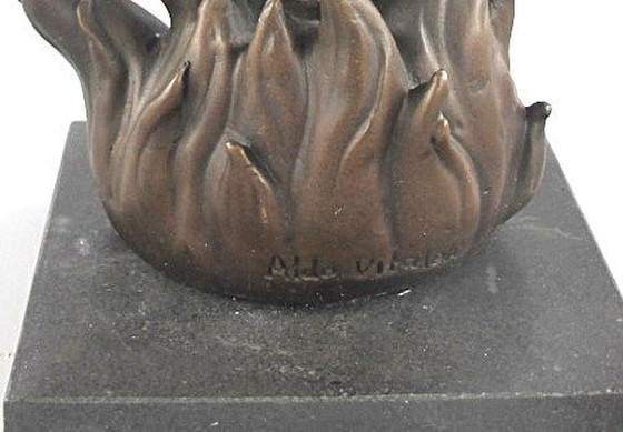 Image 1 of Statua in bronzo della dea Medusa