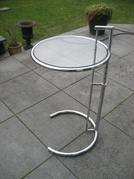 Bauhaus side table