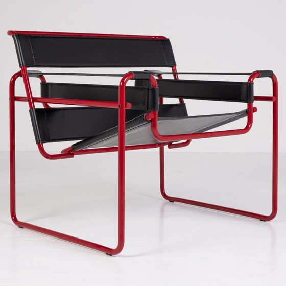 Image 1 of Knoll Wassily B3 Red Matte-New-Unused Series 2024 In Black Leather By Marcel Breuer