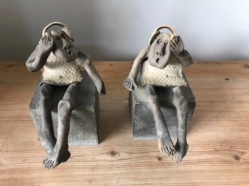 2x Bookends Of Ceramic