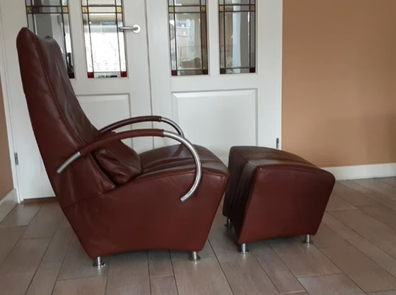 Image 1 of Le fauteuil du futur avec Hocker