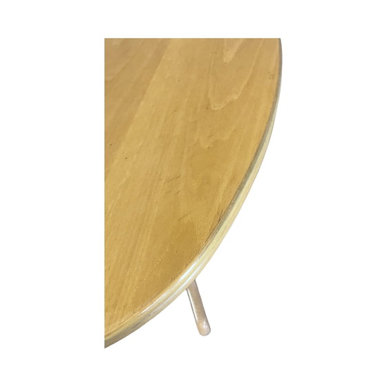 Image 1 of Extendable table