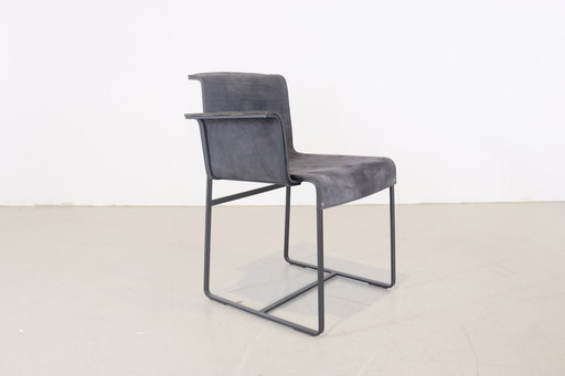 QLIV Founded dining room chair by Richard Schipper