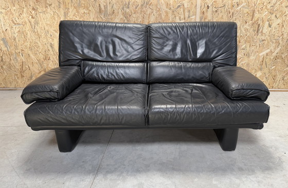 Image 1 of Giovane banca internazionale