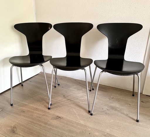 3x Arne Jacobsen Mosquito Chair 3105