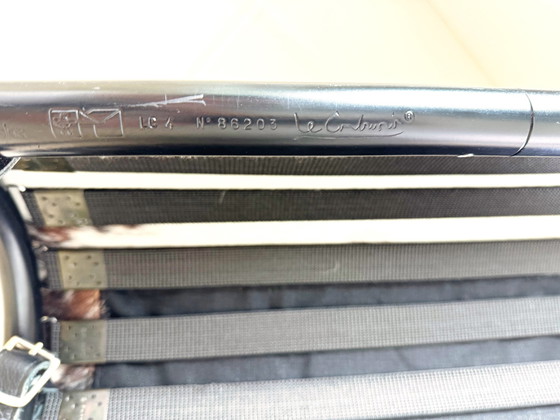 Image 1 of Lettino vintage Lc4 Cassina Le Corbusier in pelle di vacchetta