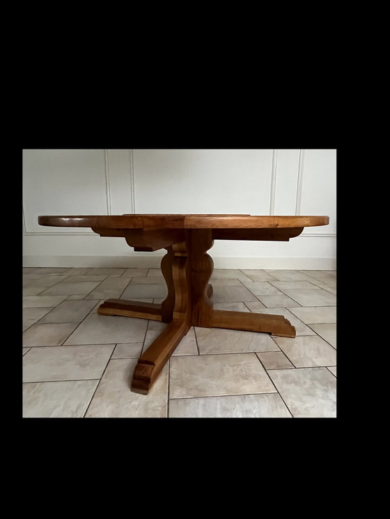 Image 1 of Table de salle à manger ronde en bois