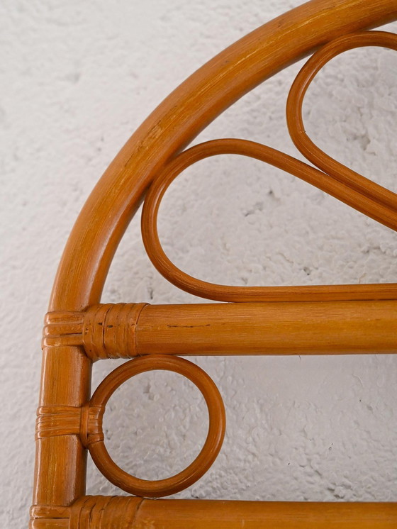 Image 1 of Specchio vintage con cornice in bambù