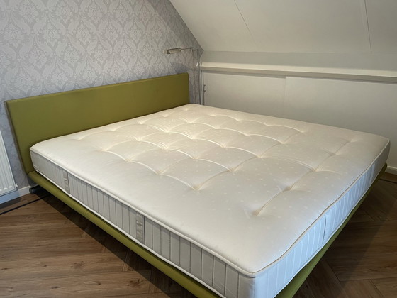 Image 1 of Zanotta by De Pas, D'Urbino and Lomazzi Double bed Milano designed by De Pas, D'Urbino and Lomazzi