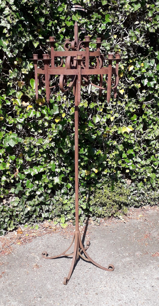 Image 1 of Wrought iron candlestick 172 cm high, 12 candles