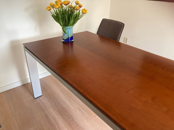 Image 1 of Dining table Arco design (extendable)