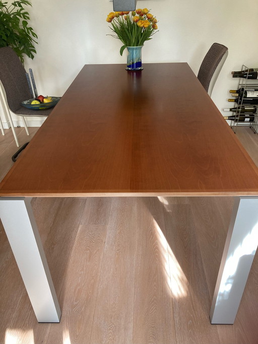 Dining table Arco design (extendable)