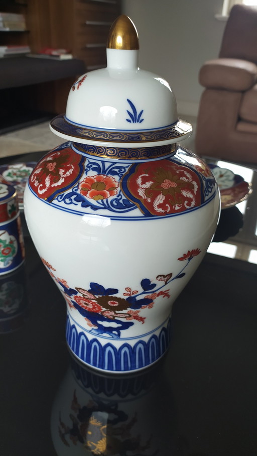 Imari Vase With Lid