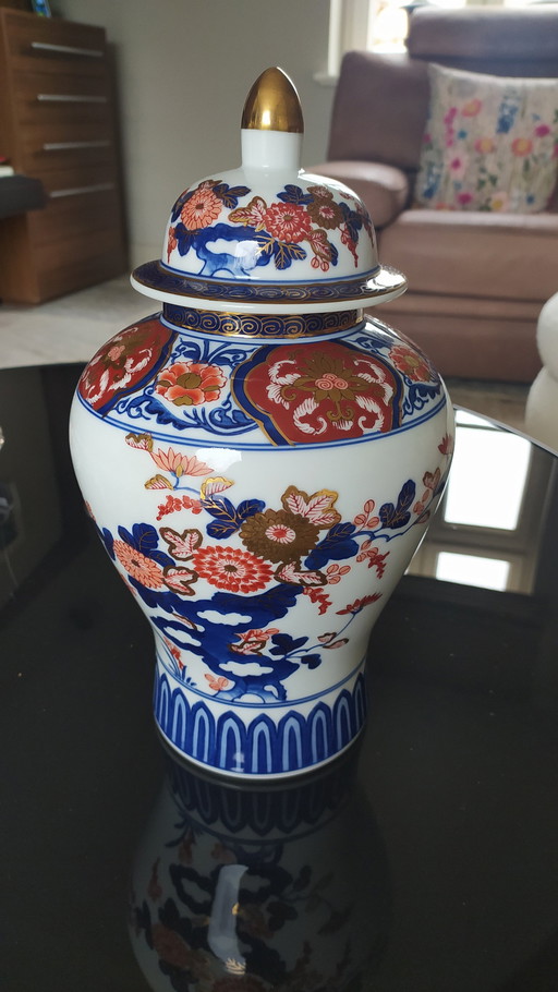 Imari Vase With Lid