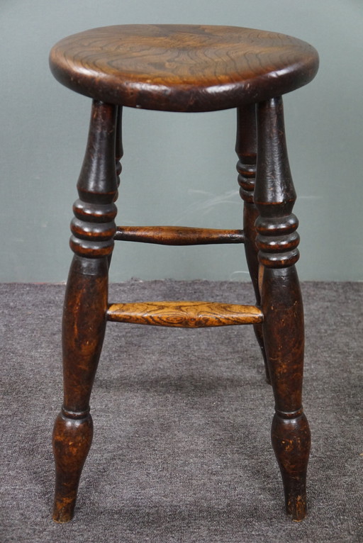 English Windsor Stool/stool