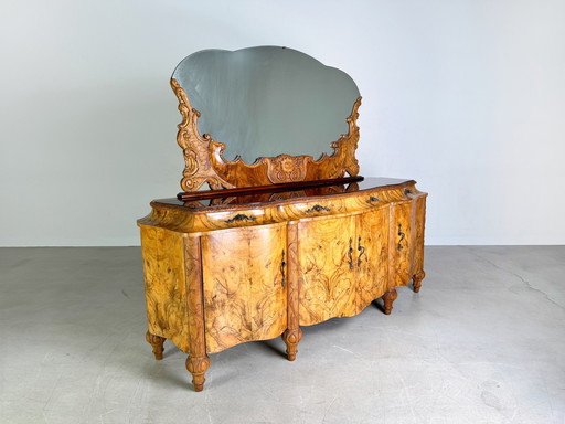 Italian sideboard late baroque rococo sideboard Mobili Cantù walnut 1920