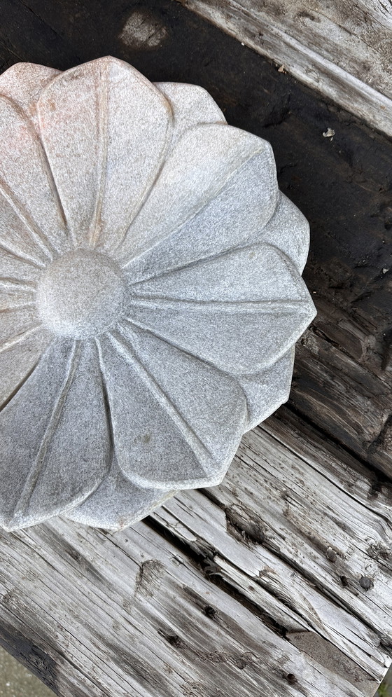 Image 1 of Marble bowl flower M