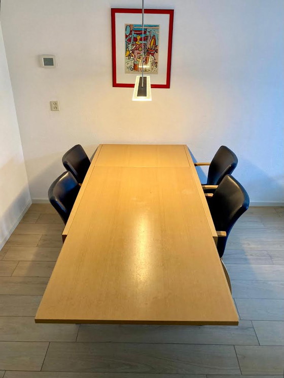 Image 1 of Table de salle à manger Leolux avec 4 chaises