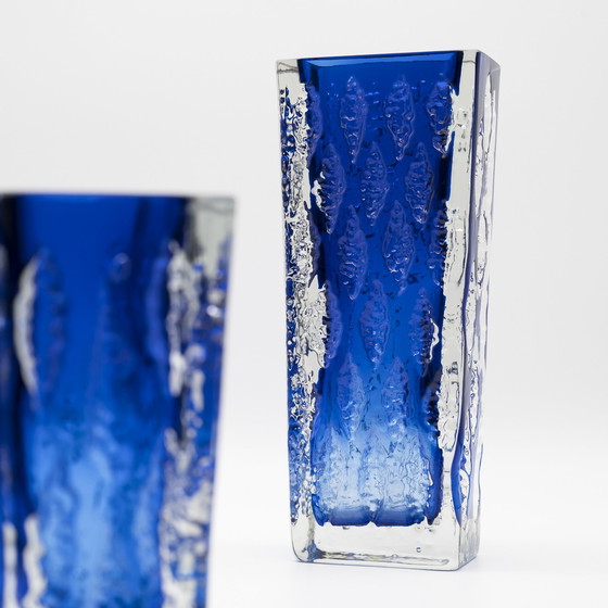 Image 1 of Vase en verre bleu Duo Kurt Wokan Ingrid Glas Eisglas Borckenglas Retro