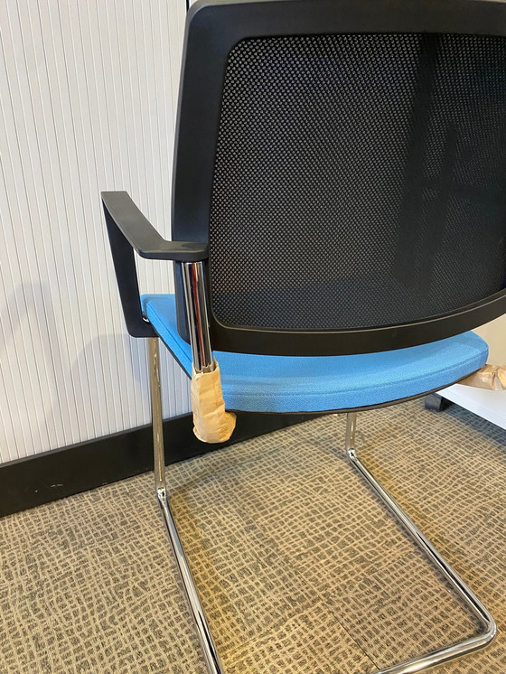 Image 1 of 4 x Gispen conference chair