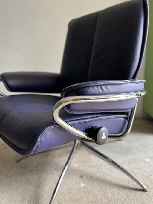 Stressless City Low Back