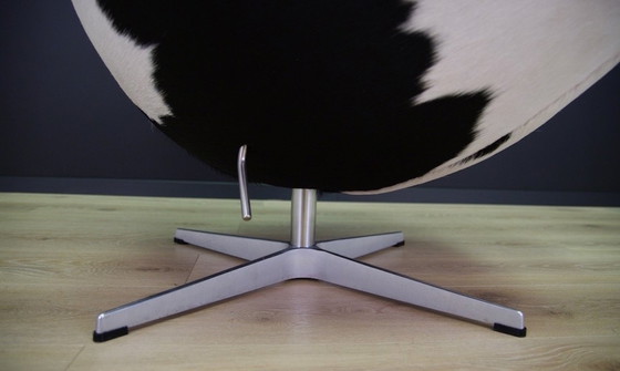 Image 1 of Egg Chair, Danish Design, Designer: Arne Jacobsen, Manufacturer: Fritz Hansen