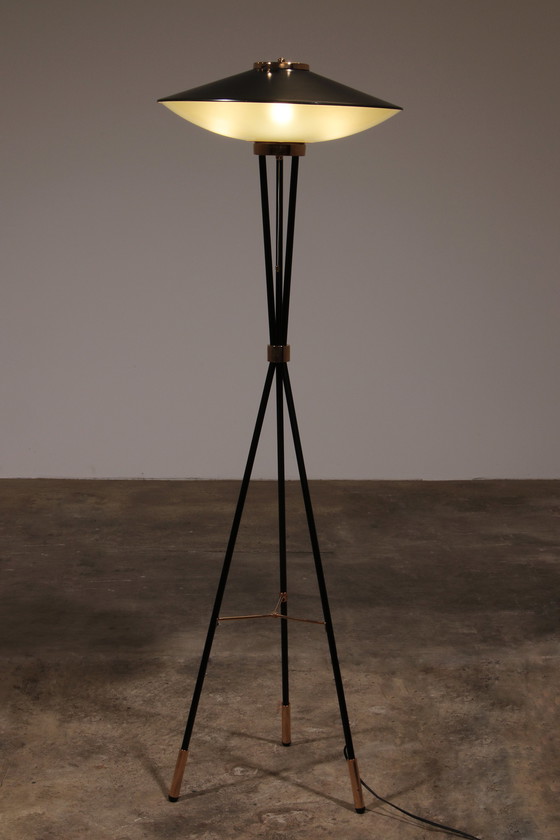 Image 1 of Lampadaire italien par Stilnovo, années 1950