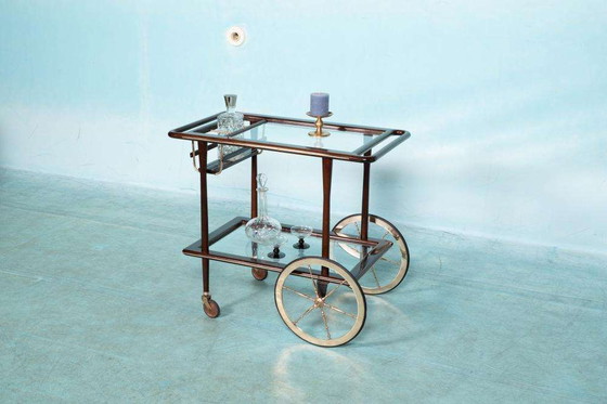 Image 1 of Chariot de service italien vintage en noyer et verre, années 50 Gio Ponti