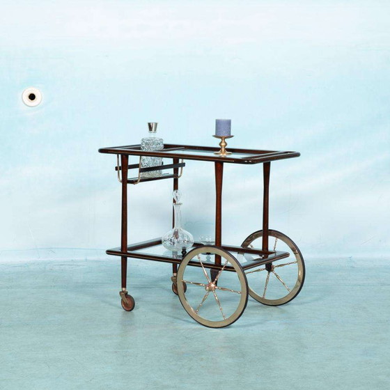 Image 1 of Chariot de service italien vintage en noyer et verre, années 50 Gio Ponti